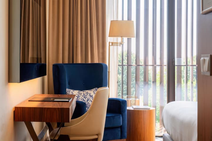 Boeira Garden Hotel Porto Gaia, Curio Collection by Hilton