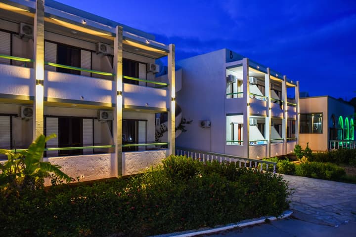 Chrysoula Hotel & Apartments