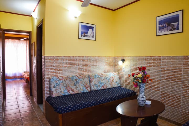 Chrysoula Hotel & Apartments