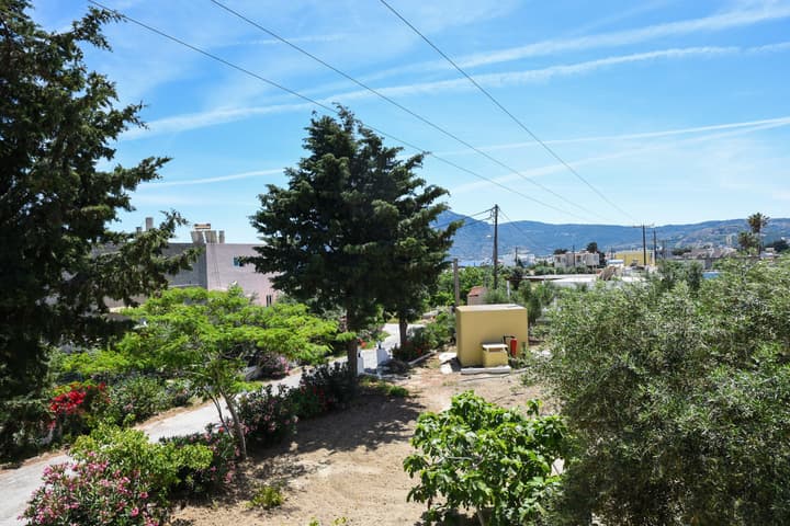 Chrysoula Hotel & Apartments