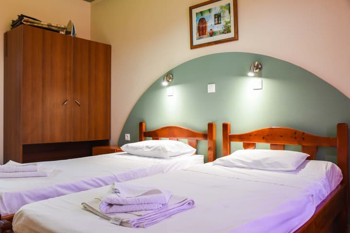 Chrysoula Hotel & Apartments