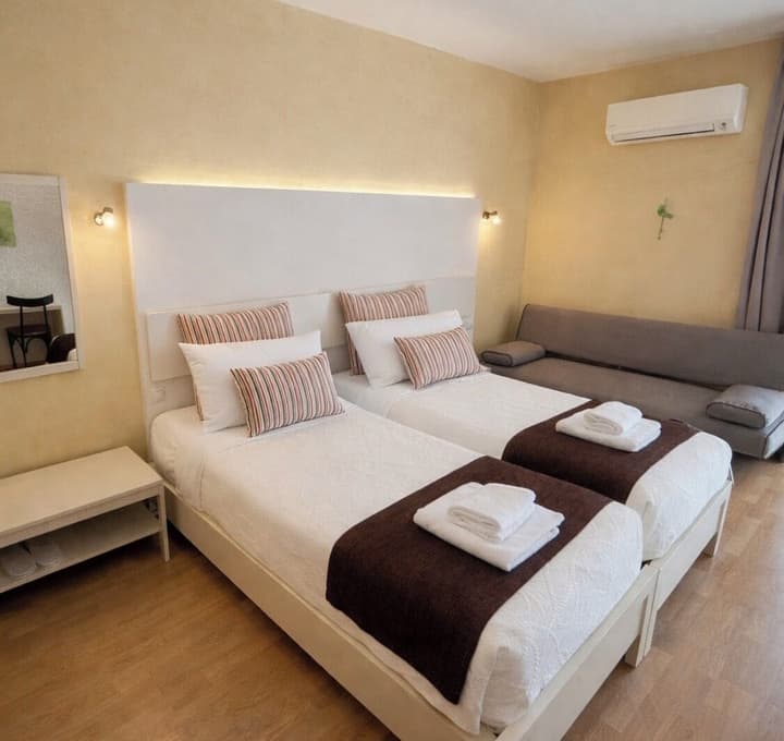 Nidimos Hotel
