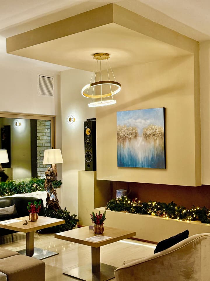 Nidimos Hotel