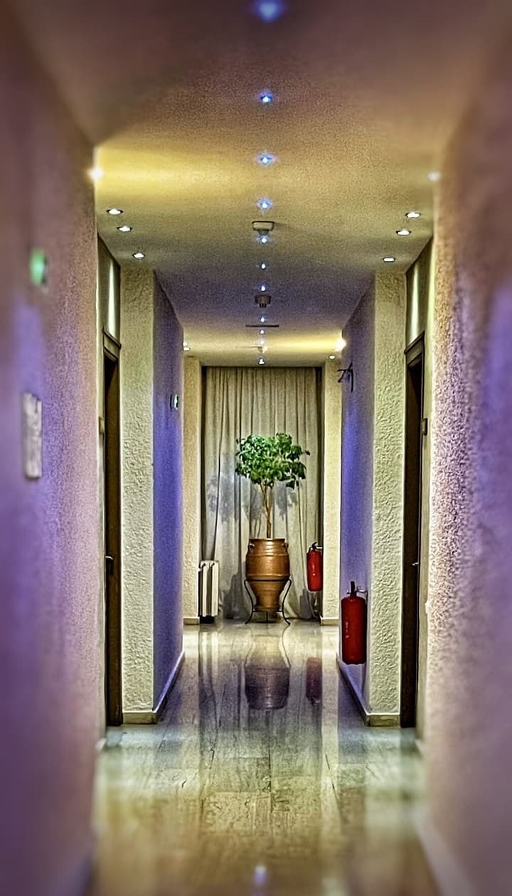 Nidimos Hotel