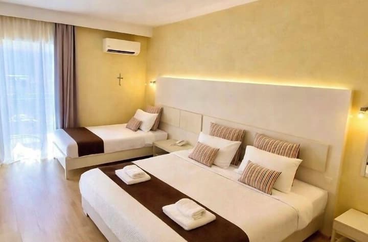 Nidimos Hotel