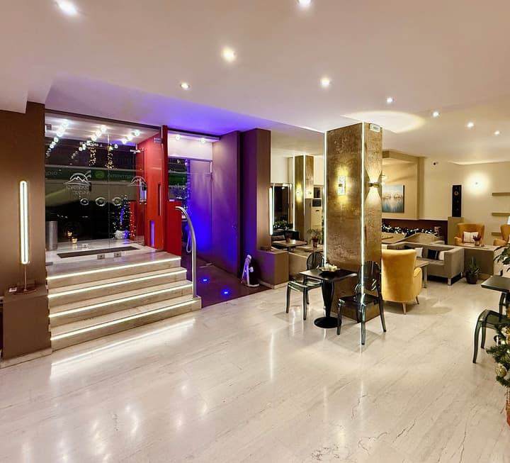 Nidimos Hotel