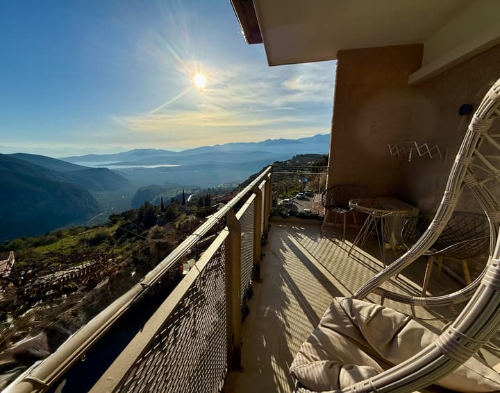 Nidimos Hotel