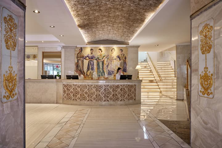 Mythos Palace Resort