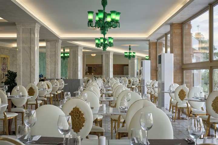 Mythos Palace Resort