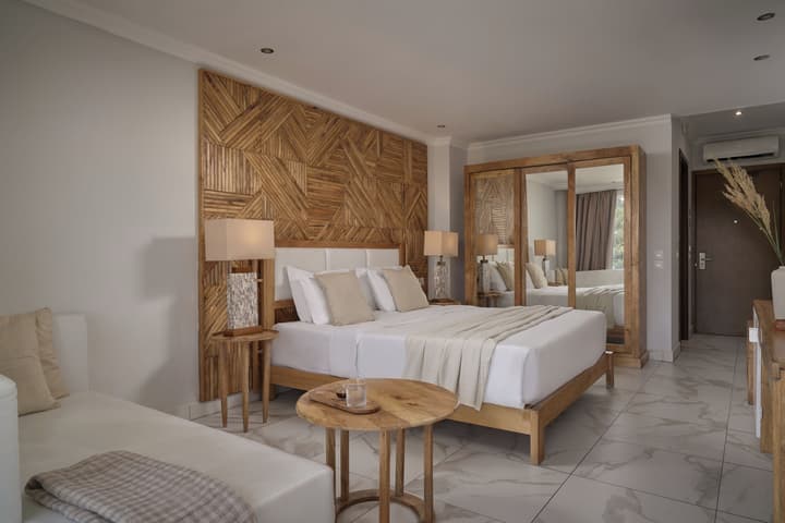 Mythos Palace Resort