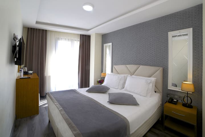 Almina Inn Hotel