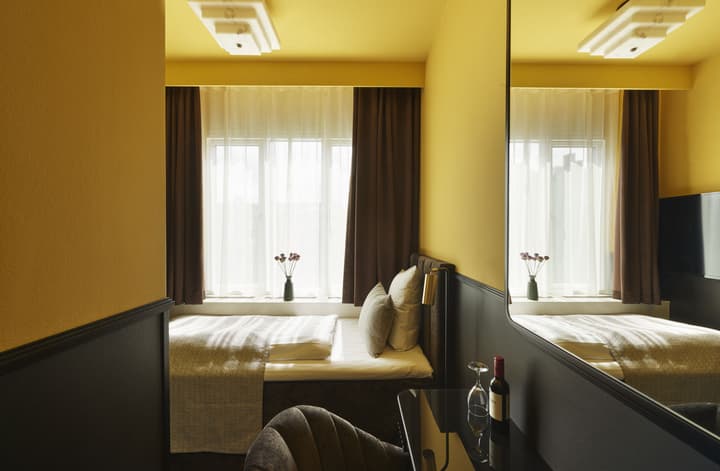 WIDE Hotel
