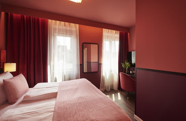 WIDE Hotel