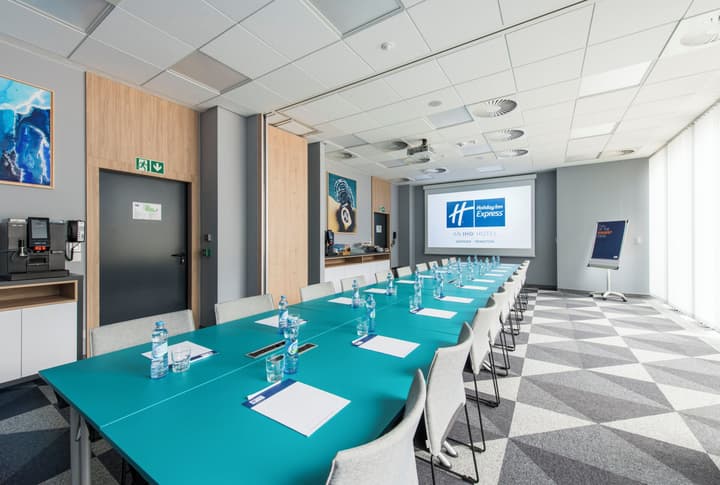 Holiday Inn Express Warsaw - Mokotow by IHG