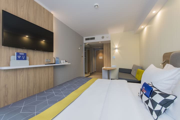 Holiday Inn Express Warsaw - Mokotow by IHG