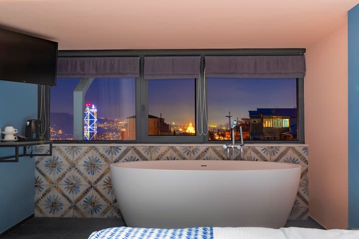 Vera Hills Boutique Hotel