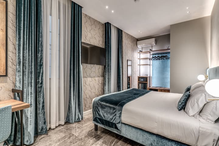 Apollo Boutique Hotel