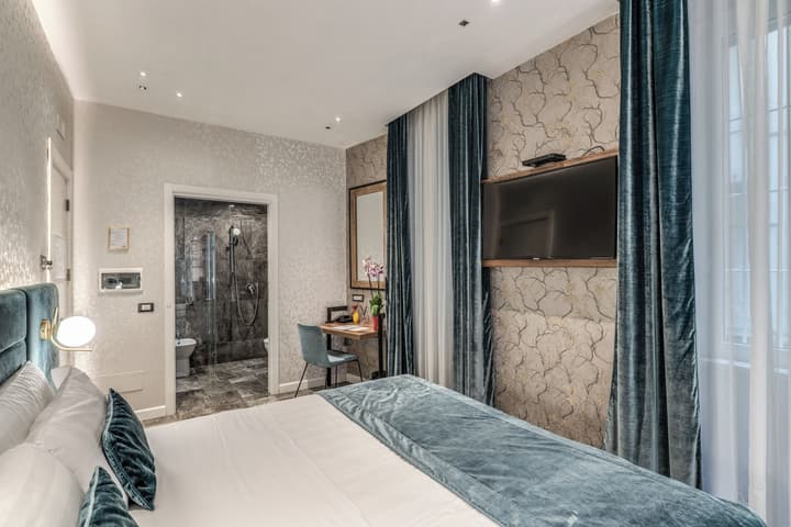 Apollo Boutique Hotel