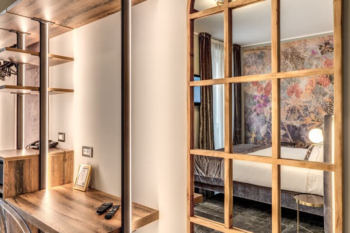 Apollo Boutique Hotel