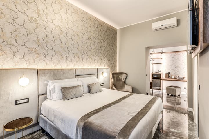 Apollo Boutique Hotel