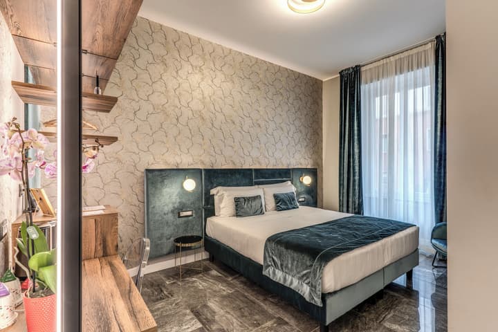 Apollo Boutique Hotel