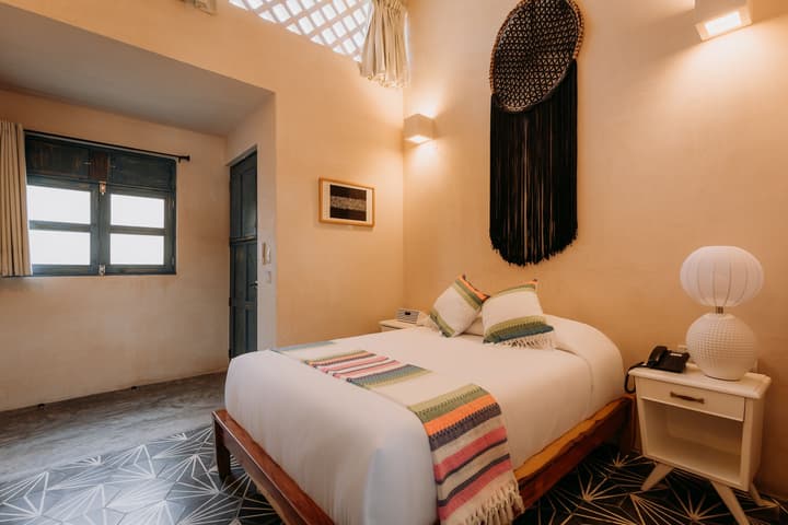Waye Valladolid Centro – Sustainable, Authentic Experiences & Pet Friendly Boutique Hotel