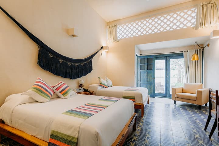 Waye Valladolid Centro – Sustainable, Authentic Experiences & Pet Friendly Boutique Hotel