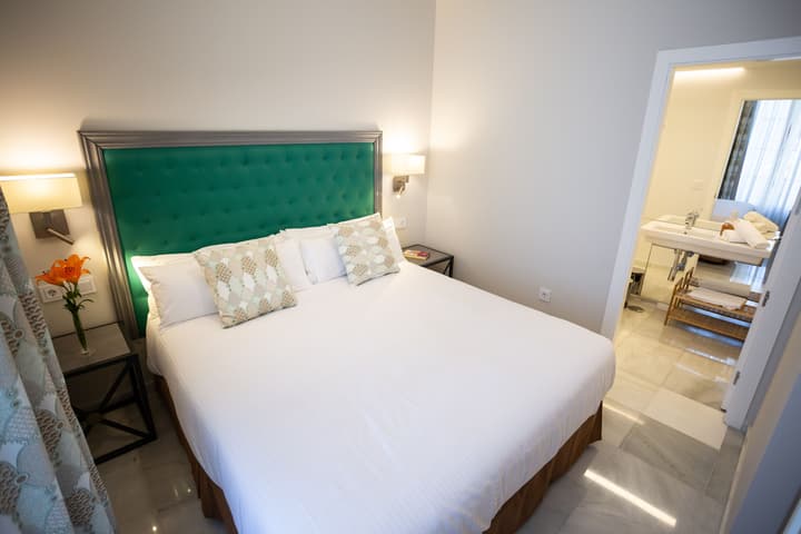 Plazuela del Carbón Suites