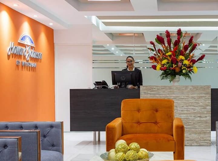 Howard Johnson by Wyndham Lima Miraflores Art House