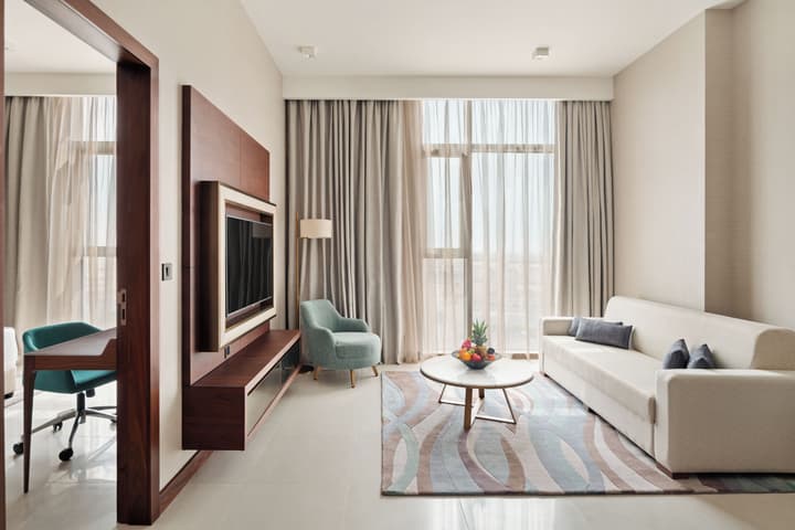 Holiday Inn Dubai Al-Maktoum Airport by IHG