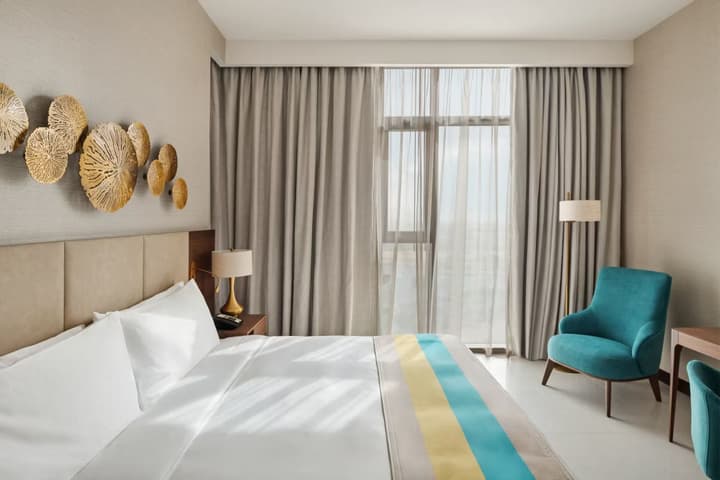Holiday Inn Dubai Al-Maktoum Airport by IHG