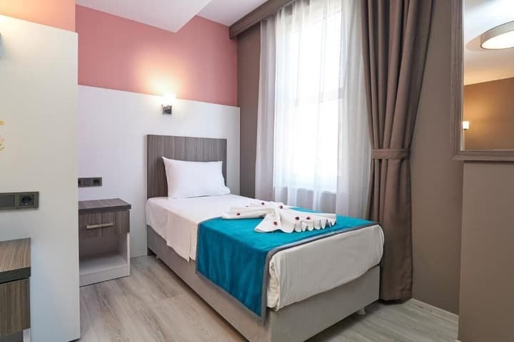 Renzo Hotel - Special Category