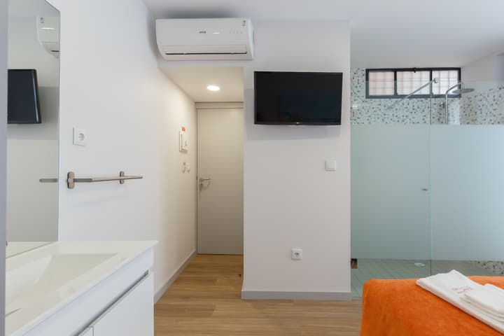 Serra do Pilar Porto Suites
