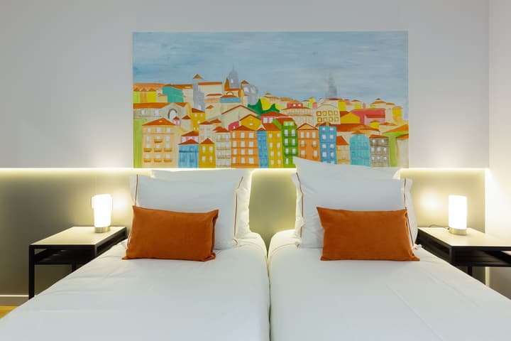 Serra do Pilar Porto Suites