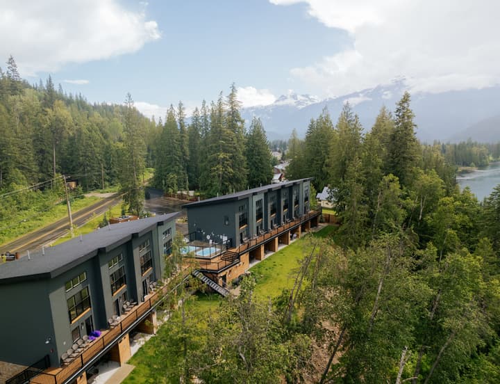 Basecamp Resorts Revelstoke