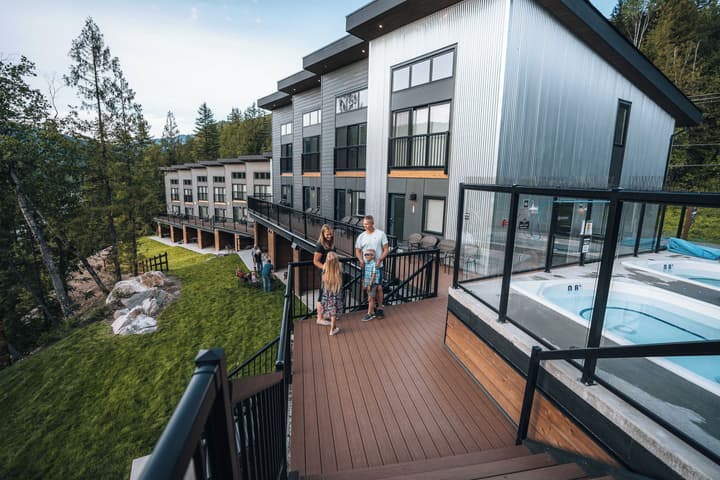 Basecamp Resorts Revelstoke