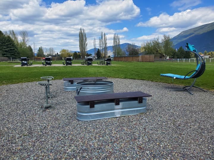 Glacier Acres Guest Ranch