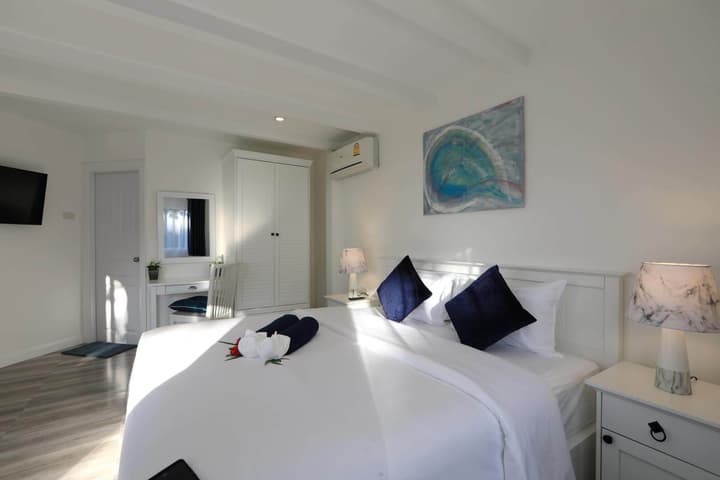 Kata White Villas