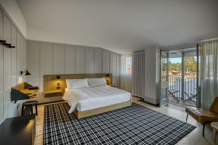 Farmers Home Hotel