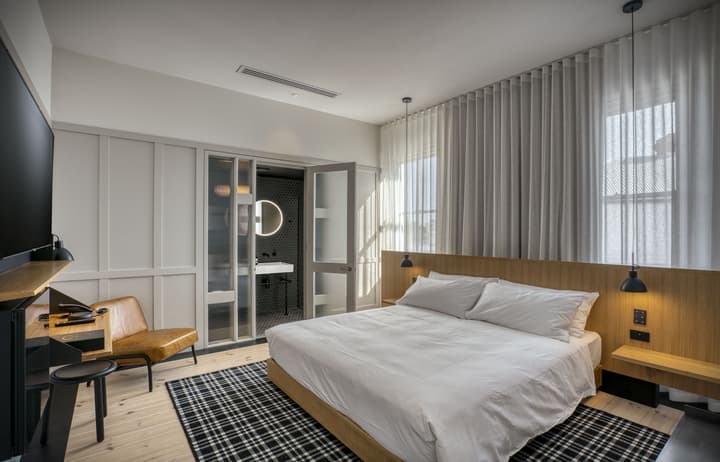 Farmers Home Hotel