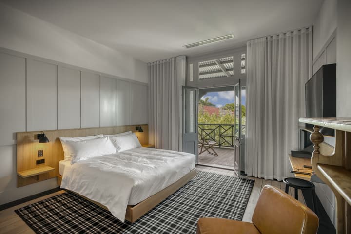 Farmers Home Hotel