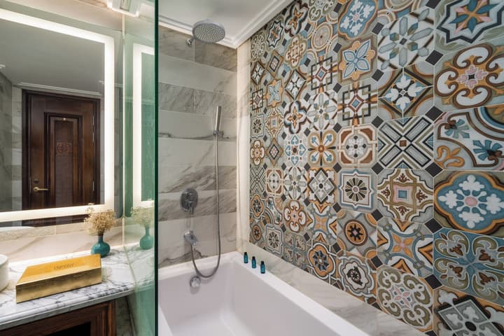 Peridot Grand Luxury Boutique Hotel