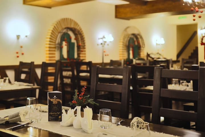 Central Plaza Hotel