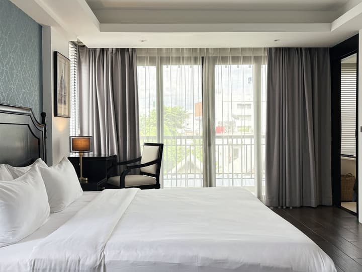 Glory Boutique Suite