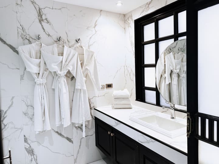 Glory Boutique Suite
