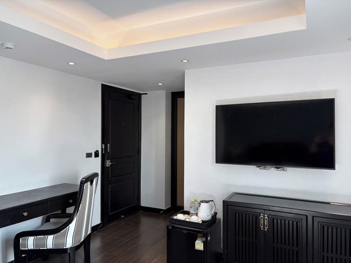Glory Boutique Suite