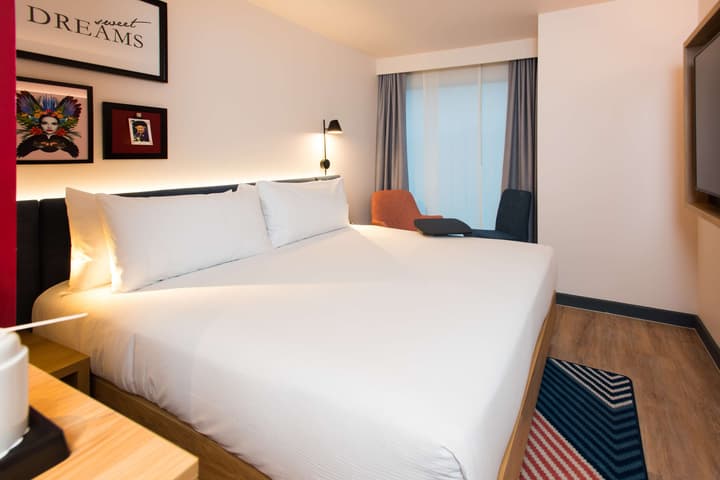 Hampton by Hilton London Park Royal