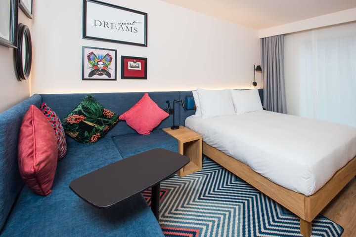 Hampton by Hilton London Park Royal