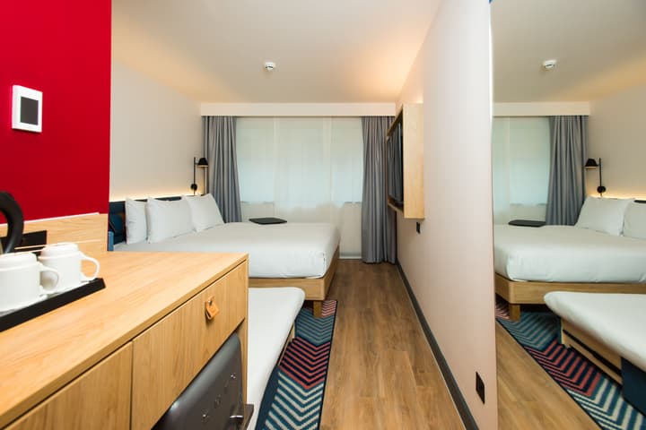 Hampton by Hilton London Park Royal