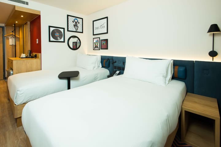Hampton by Hilton London Park Royal